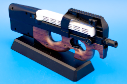 image of the Goldeneye black and wood P90 model